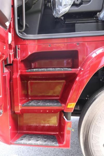 Đầu Kéo Xcient GT